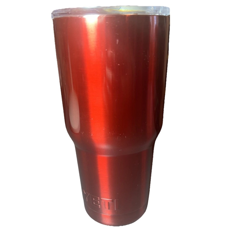 YETI Rambler 30 oz Tumbler and LID Hot Cold Drink Stainless Steel Metallic‎ Red